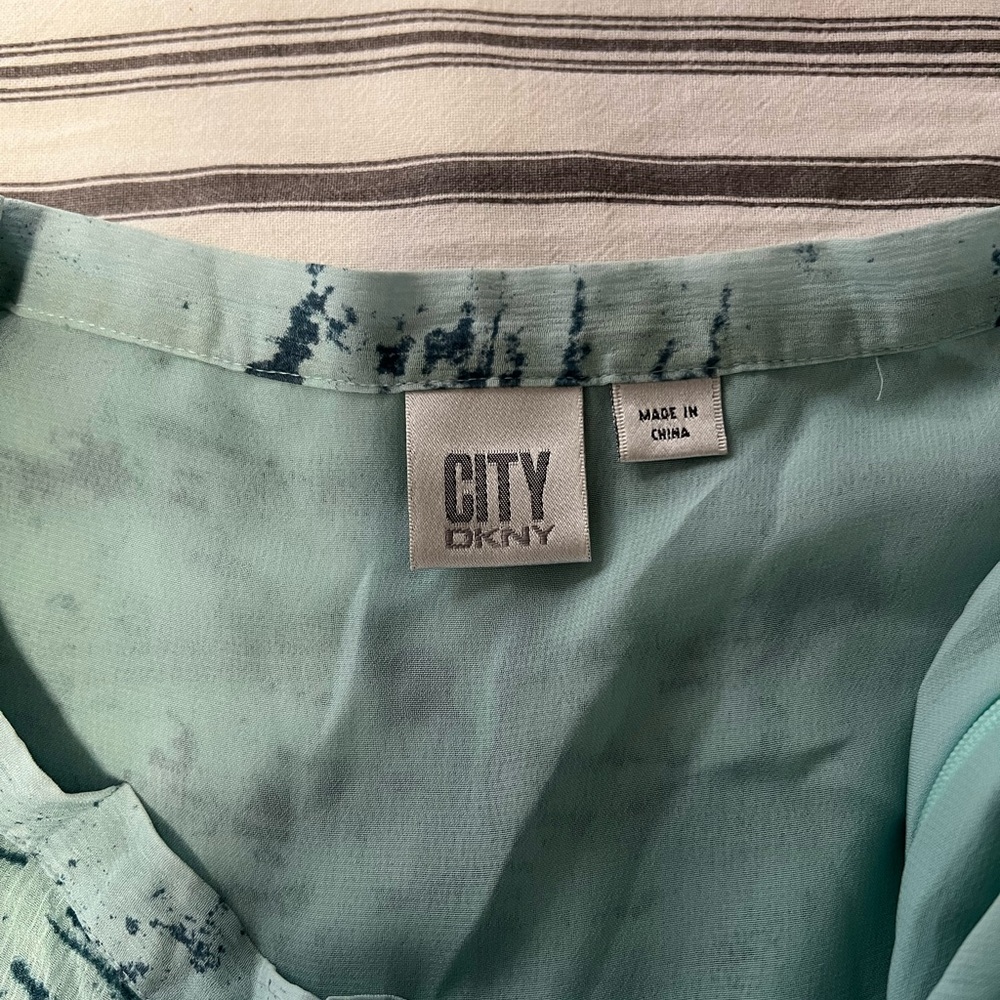 DKNY Asymmetrical Teal Skirt - Picture 2 of 2